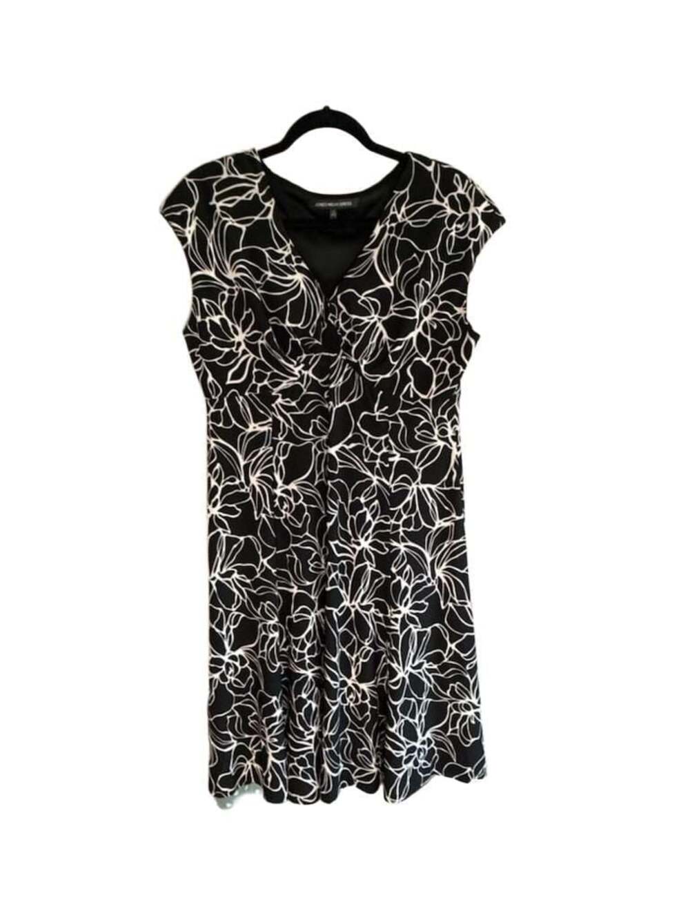 Jones Wear Dress Black And White Floral Cap Sleeve Size 14